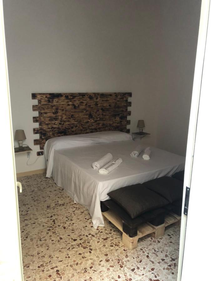 La Casa Di Vincenzo Apartment Сиракуза Екстериор снимка