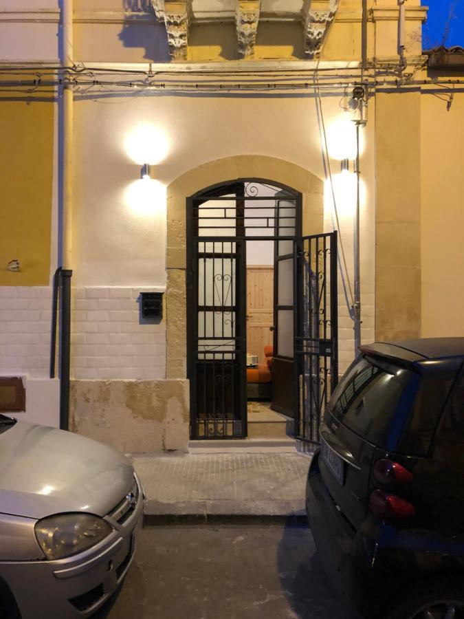 La Casa Di Vincenzo Apartment Сиракуза Екстериор снимка